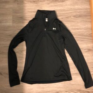 Women’s Under Armour loose fit quarter zip